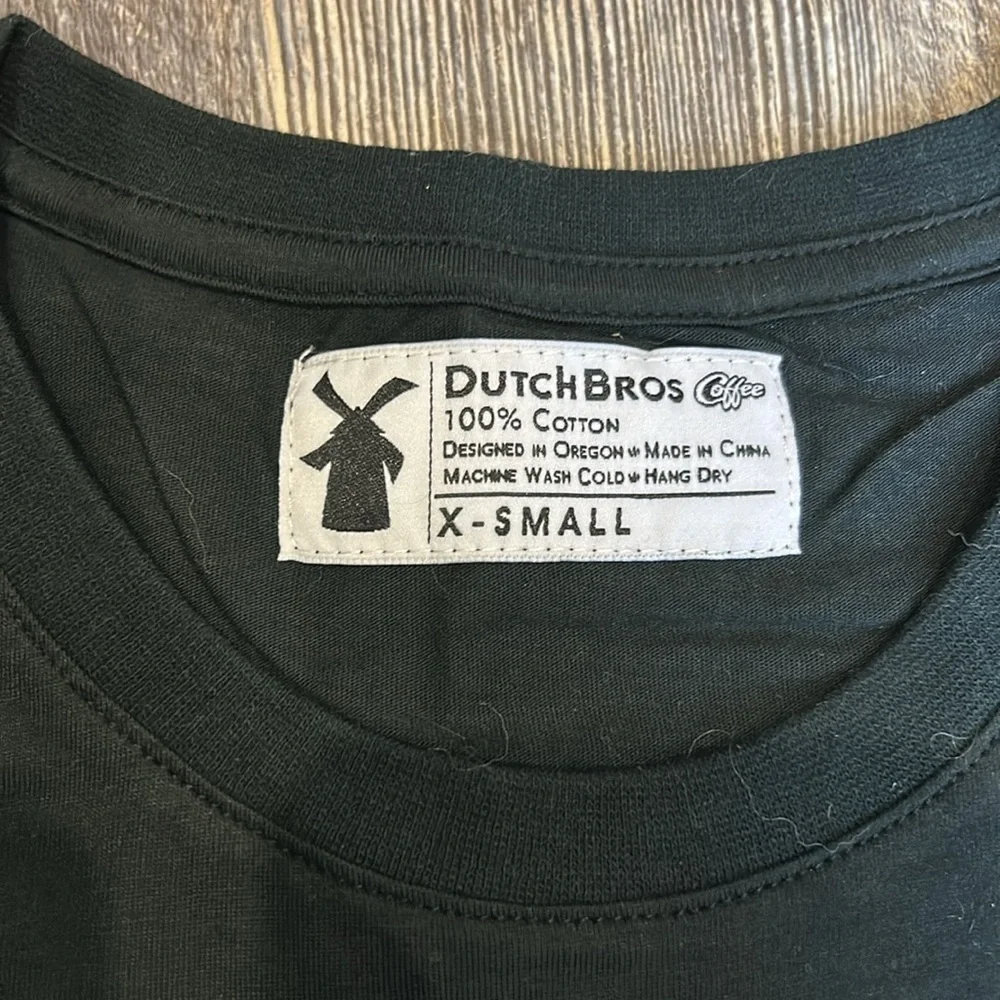 ✌️Dutch bros Luv Tshirt - Picture 6 of 6